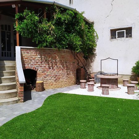 Zoli Apartmanok-Zoli Koelcsey 19 Villa Hajdúszoboszló Exterior foto